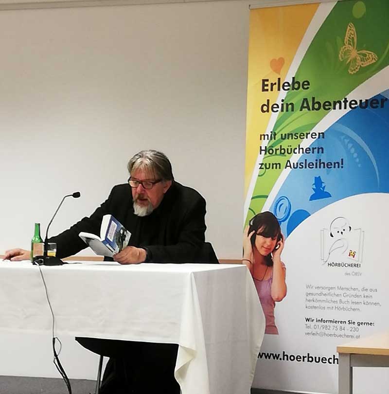 Andreas Pittler bei der Lesung in der Hörbücherei